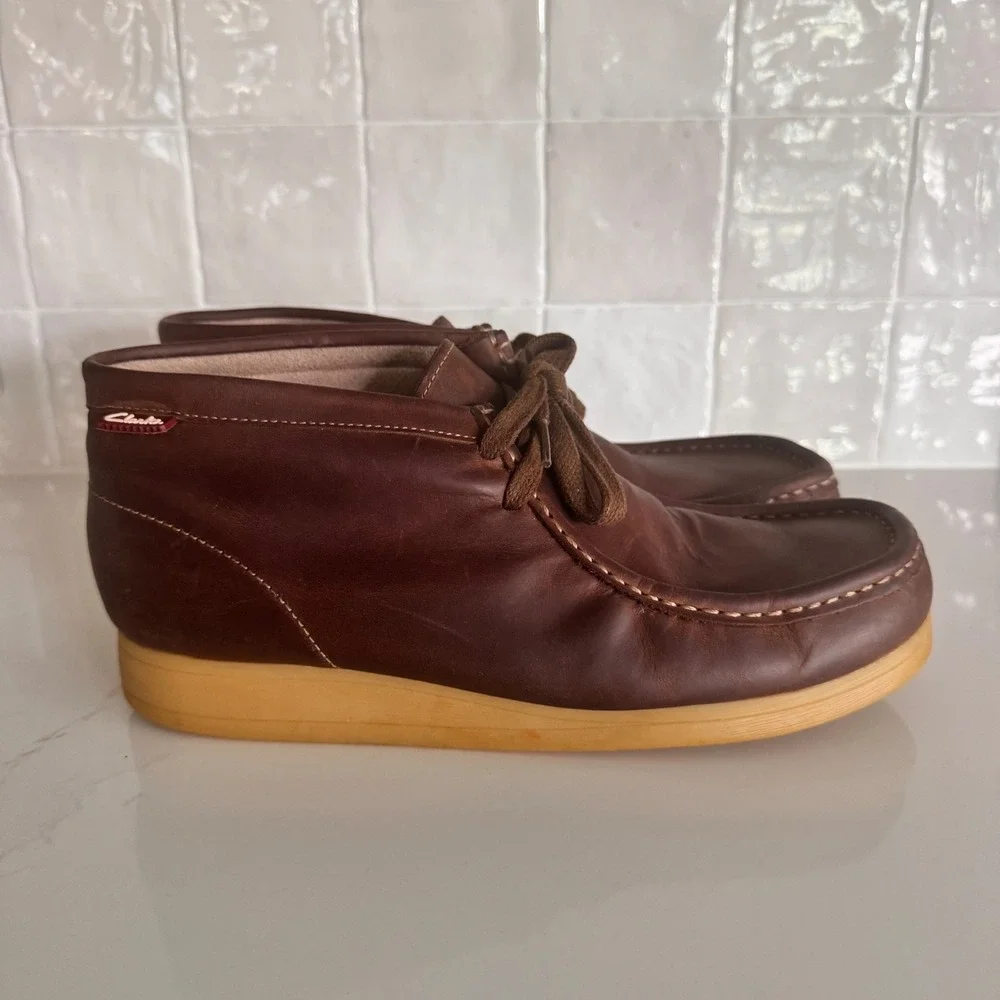 Clarks Stinson Hi Wallabee Boot Mens 9 Brown Leather Crepe Sole Chukka